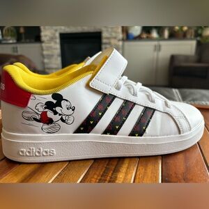 Girls Boys Adidas Grand Court 2.0 Mickey Mouse Elastic (Little Kid/Big Kid)